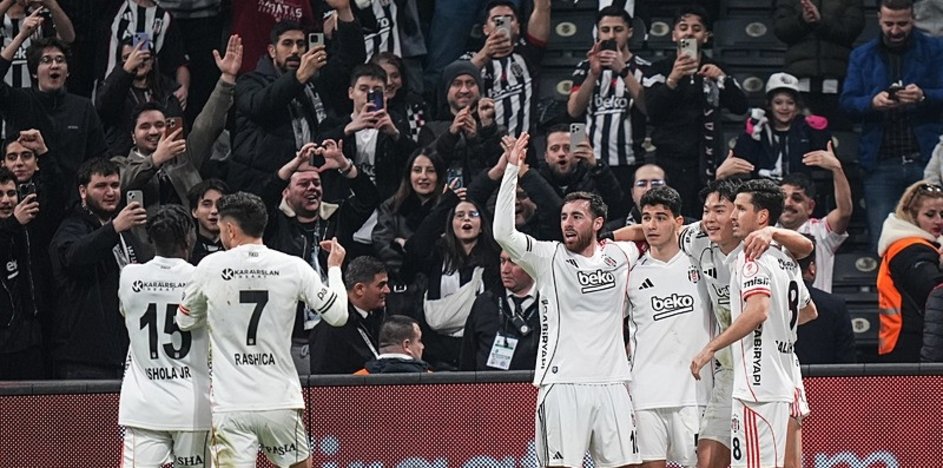 Beşiktaş Çeyrek Finalde: Çaykur Rizespor’u 4-1 Mağlup Etti (Maçın Geniş Özeti)