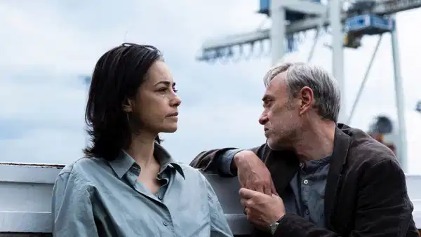 78. Berlin Film Festivali’nde Altın Ayı ödülüne layık görülen ‘Sarı Zarflar’ gösterime girdi.