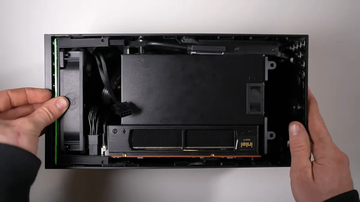 Xbox Series X Kasasında RTX 5060’lı PC Kuruldu!