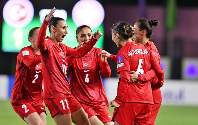 Kadın millilerden büyük çıkış: FIFA’da 7 sıra yükseliş