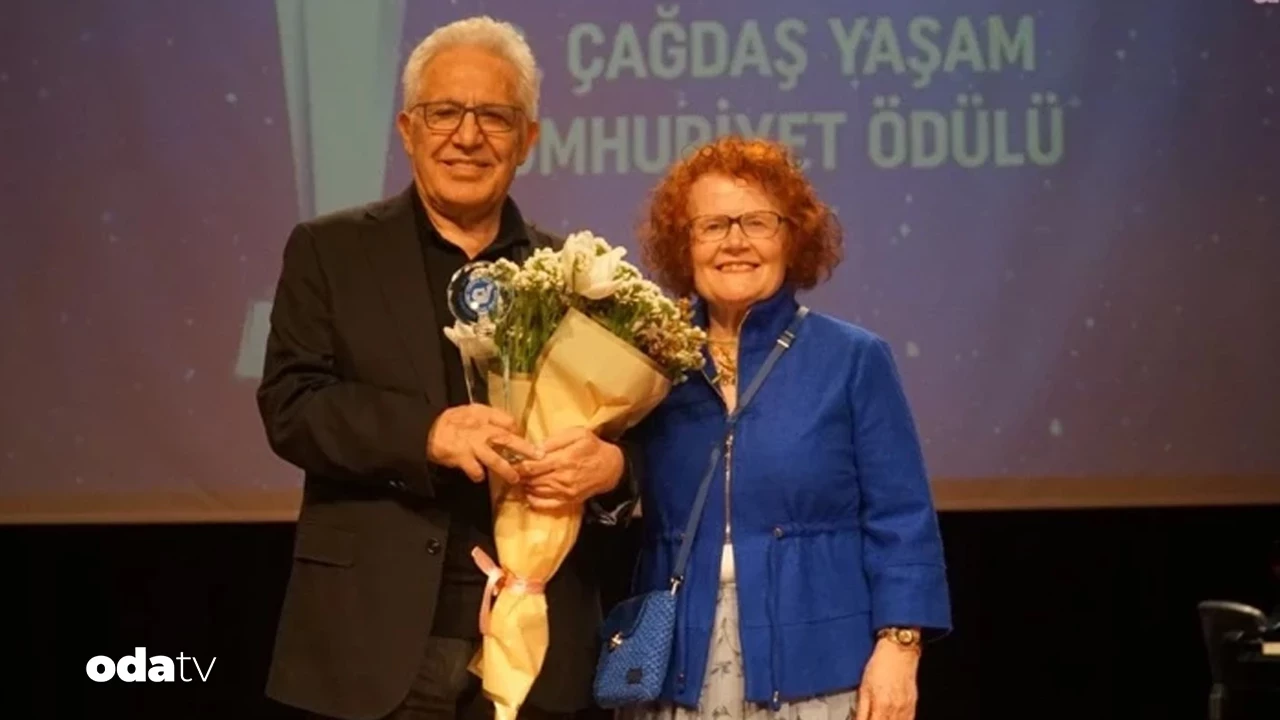 ÇYDD’den 10 Nisan Laiklik Günü’nde Zülfü Livaneli’ye Cumhuriyet Ödülü