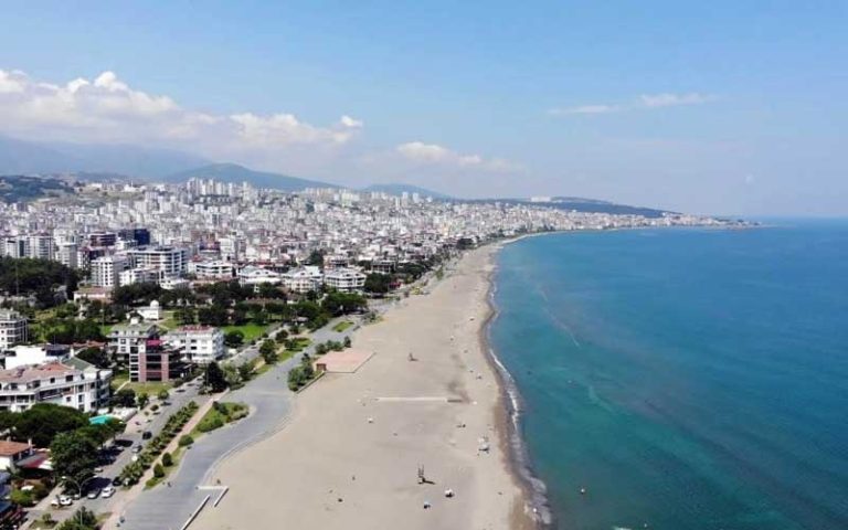 Karadeniz’de çevre ve kalite başarısı: Samsun’da 19 mavi bayraklı plaj