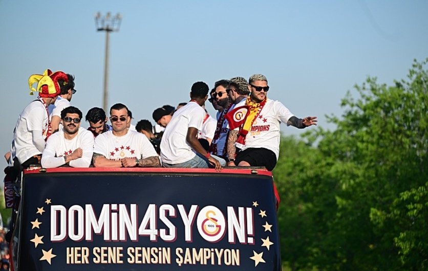 Galatasaray Taraftarı Takımını RAMS Park Yolunda Yalnız Bırakmadı