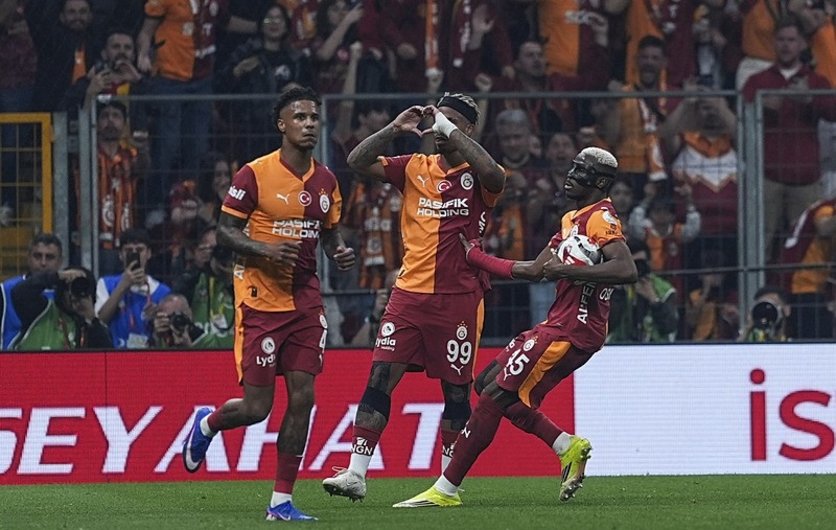 Galatasaray Antalyaspor’u Mağlup Ederek Şampiyonluğunu İlan Etti