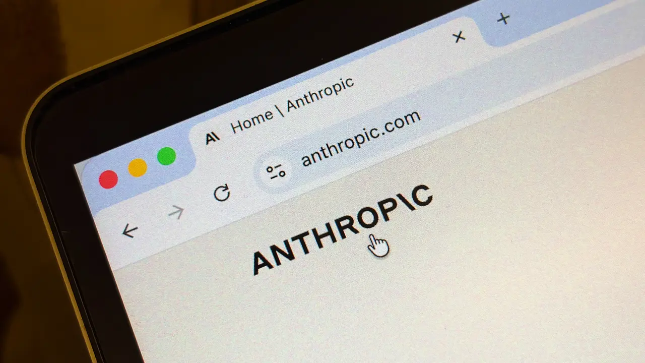 Anthropic, Yapay Zeka Performansını Artırmak İçin Fractile ile Görüşüyor