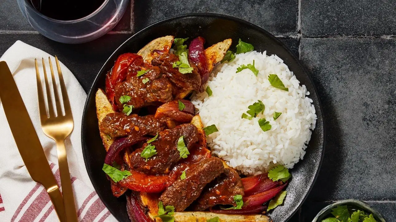 Enfes Latin lezzeti: Lomo Saltado