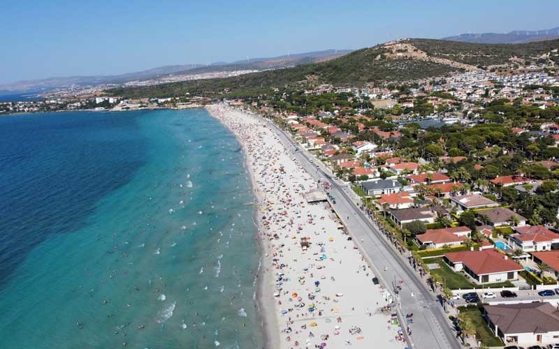 Popüler Turizm Merkezinde Tatil Yoğunluğu: Nüfus 1 Milyona Yaklaştı