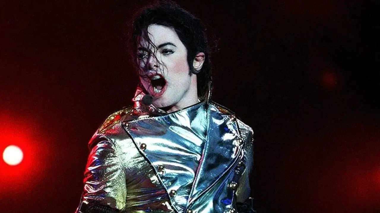 Michael Jackson yine tarih yazdı